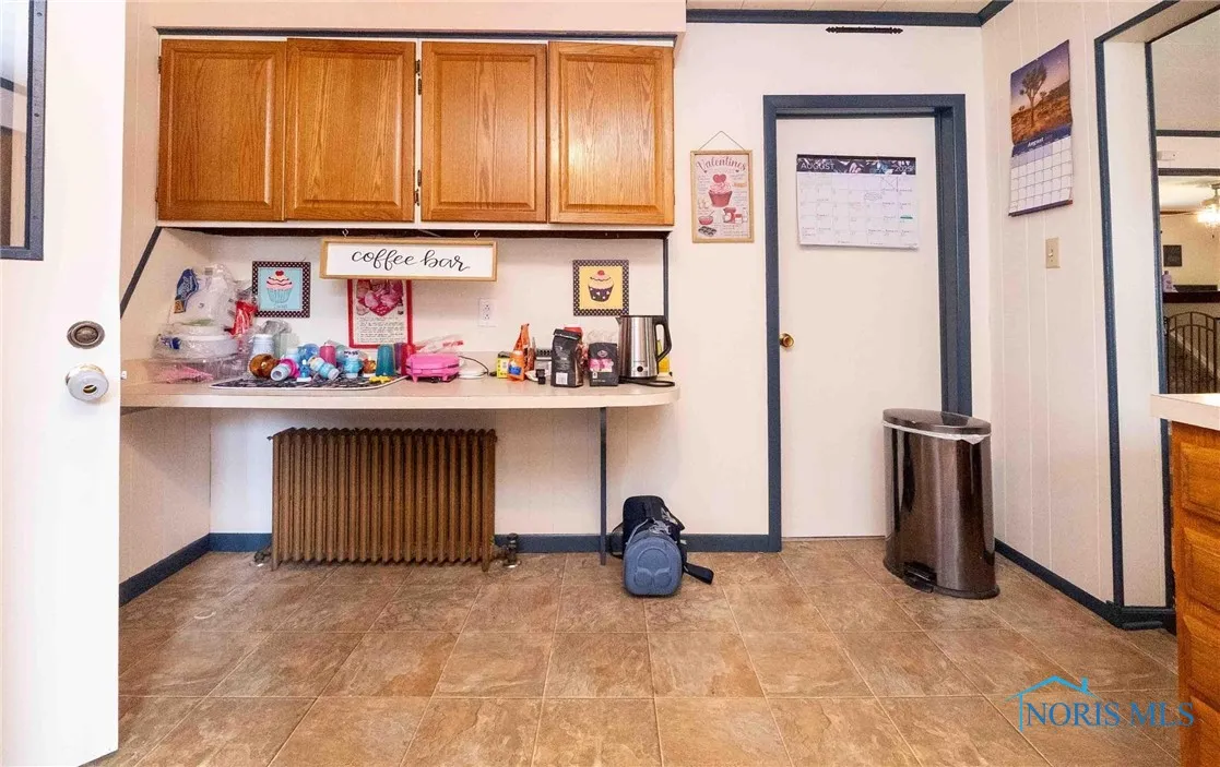 219 E Main Cross Street, Arlington, Ohio 45814, 3 Bedrooms Bedrooms, 9 Rooms Rooms,1 BathroomBathrooms,Residential,For Sale,Main Cross,6133675