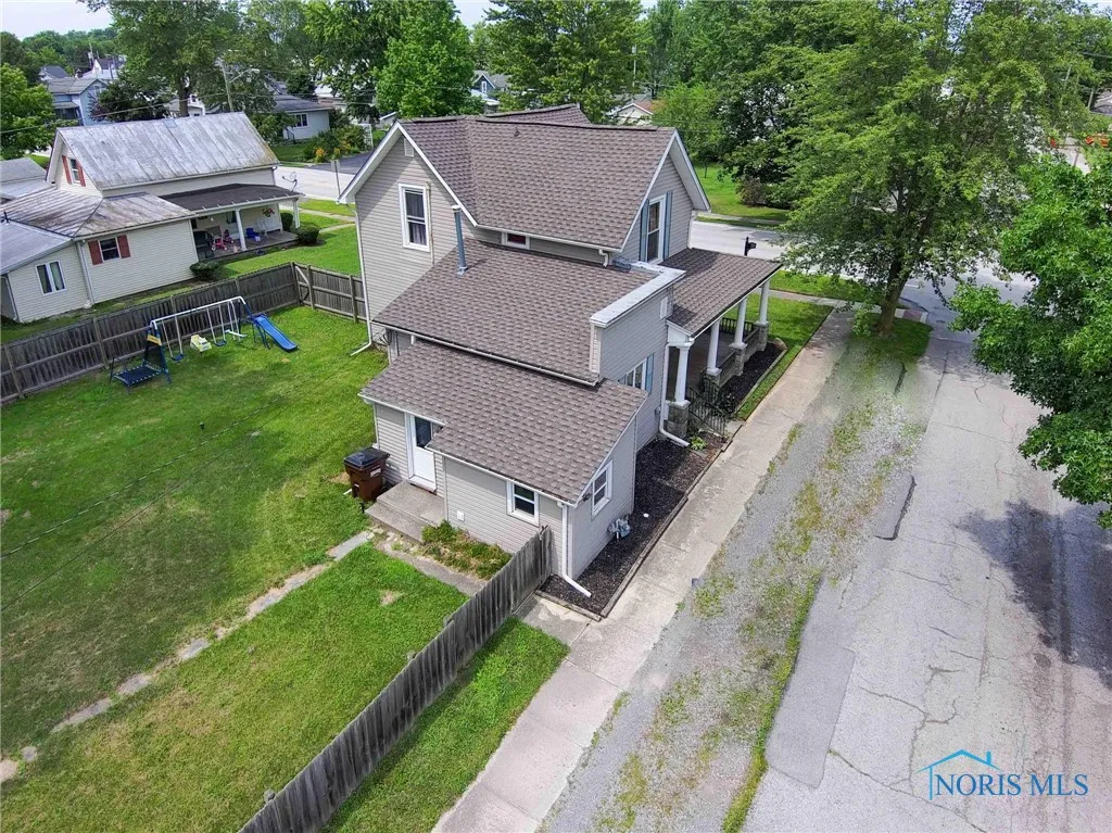 219 E Main Cross Street, Arlington, Ohio 45814, 3 Bedrooms Bedrooms, 9 Rooms Rooms,1 BathroomBathrooms,Residential,For Sale,Main Cross,6133675