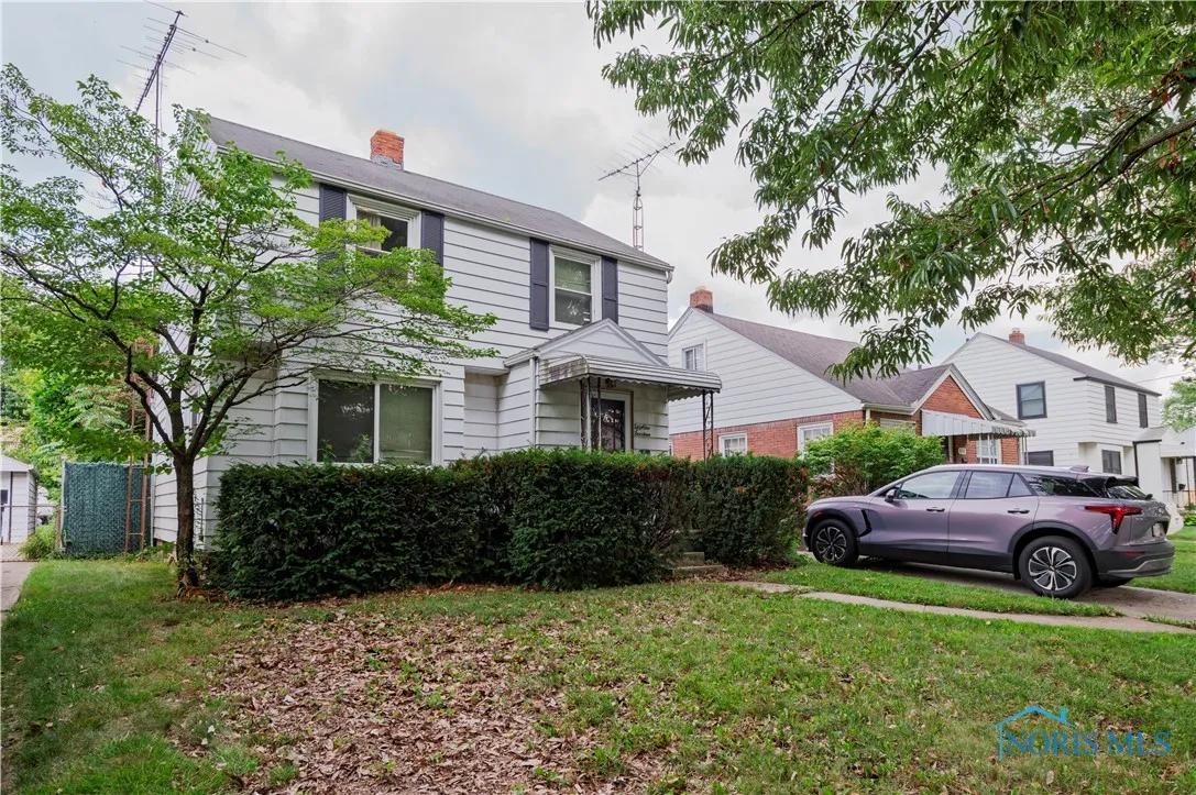 5114 Hallgate Avenue, Toledo, Ohio 43612, 3 Bedrooms Bedrooms, 6 Rooms Rooms,1 BathroomBathrooms,Residential,For Sale,Hallgate,6133652