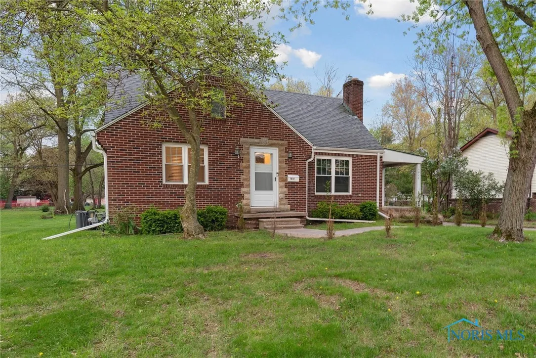 1910 Eileen Road, Toledo, Ohio 43615, 3 Bedrooms Bedrooms, 6 Rooms Rooms,2 BathroomsBathrooms,Residential,For Sale,Eileen,6133665