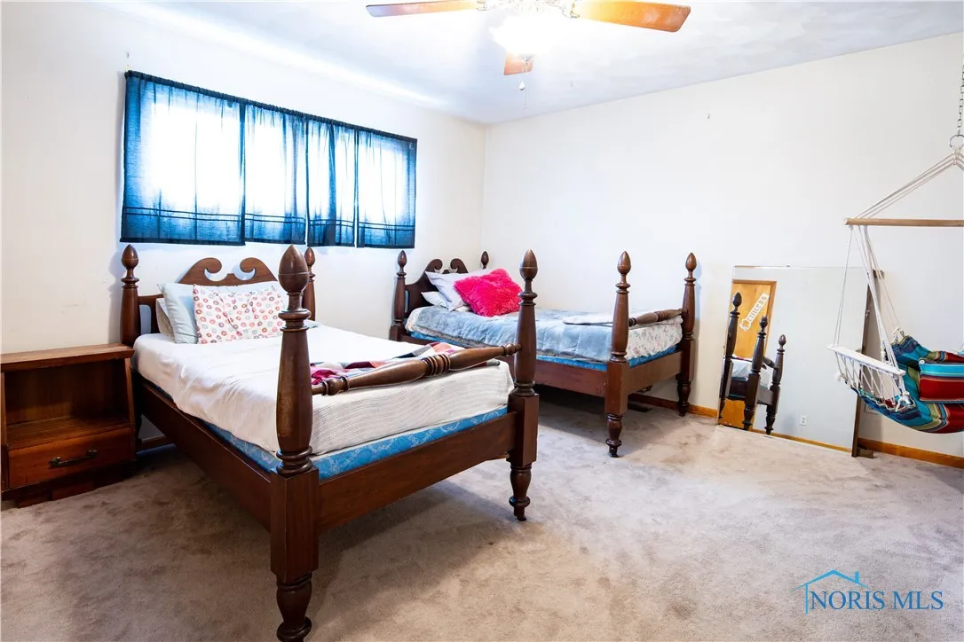 515 Everett Road, Fremont, Ohio 43420, 3 Bedrooms Bedrooms, 9 Rooms Rooms,3 BathroomsBathrooms,Residential,For Sale,Everett,6133642