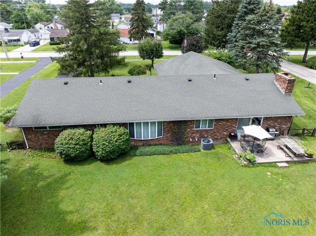 515 Everett Road, Fremont, Ohio 43420, 3 Bedrooms Bedrooms, 9 Rooms Rooms,3 BathroomsBathrooms,Residential,For Sale,Everett,6133642