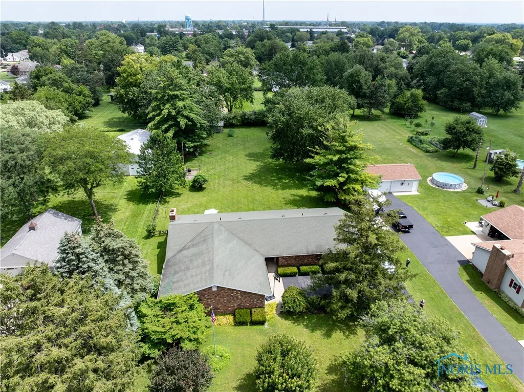 515 Everett Road, Fremont, Ohio 43420, 3 Bedrooms Bedrooms, 9 Rooms Rooms,3 BathroomsBathrooms,Residential,For Sale,Everett,6133642