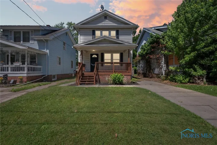 3627 Burton Avenue, Toledo, Ohio 43612, 3 Bedrooms Bedrooms, 6 Rooms Rooms,1 BathroomBathrooms,Residential Lease,For Rent,Burton,6133709