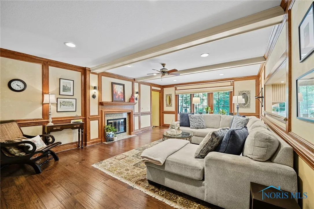 2720 Derby Road, Ottawa Hills, Ohio 43615, 5 Bedrooms Bedrooms, 9 Rooms Rooms,5 BathroomsBathrooms,Residential,For Sale,Derby,6133704