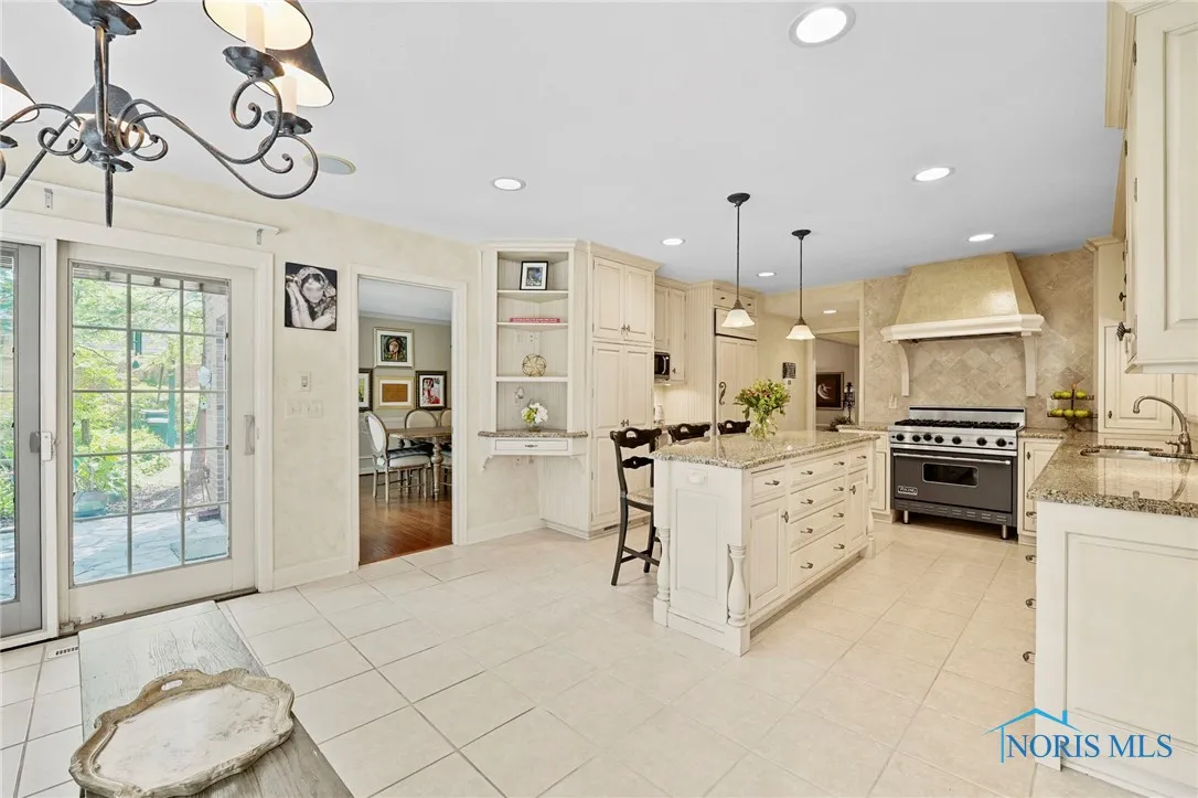 2720 Derby Road, Ottawa Hills, Ohio 43615, 5 Bedrooms Bedrooms, 9 Rooms Rooms,5 BathroomsBathrooms,Residential,For Sale,Derby,6133704