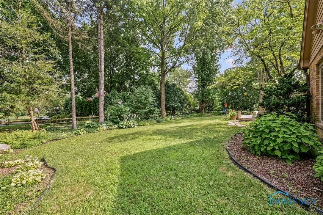 2720 Derby Road, Ottawa Hills, Ohio 43615, 5 Bedrooms Bedrooms, 9 Rooms Rooms,5 BathroomsBathrooms,Residential,For Sale,Derby,6133704