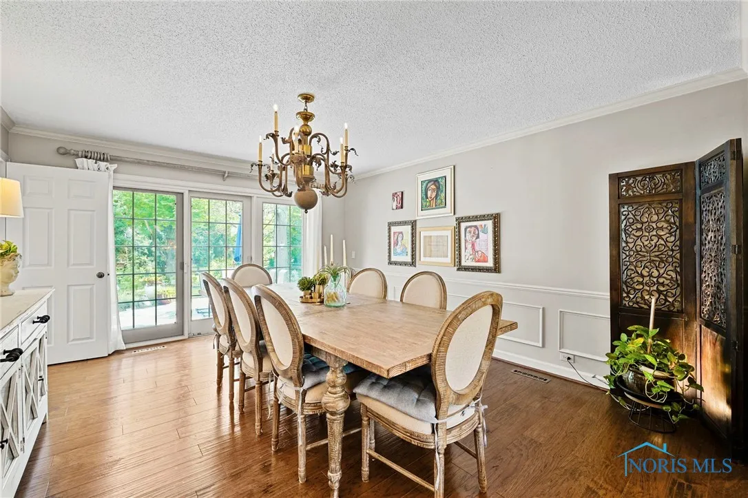 2720 Derby Road, Ottawa Hills, Ohio 43615, 5 Bedrooms Bedrooms, 9 Rooms Rooms,5 BathroomsBathrooms,Residential,For Sale,Derby,6133704