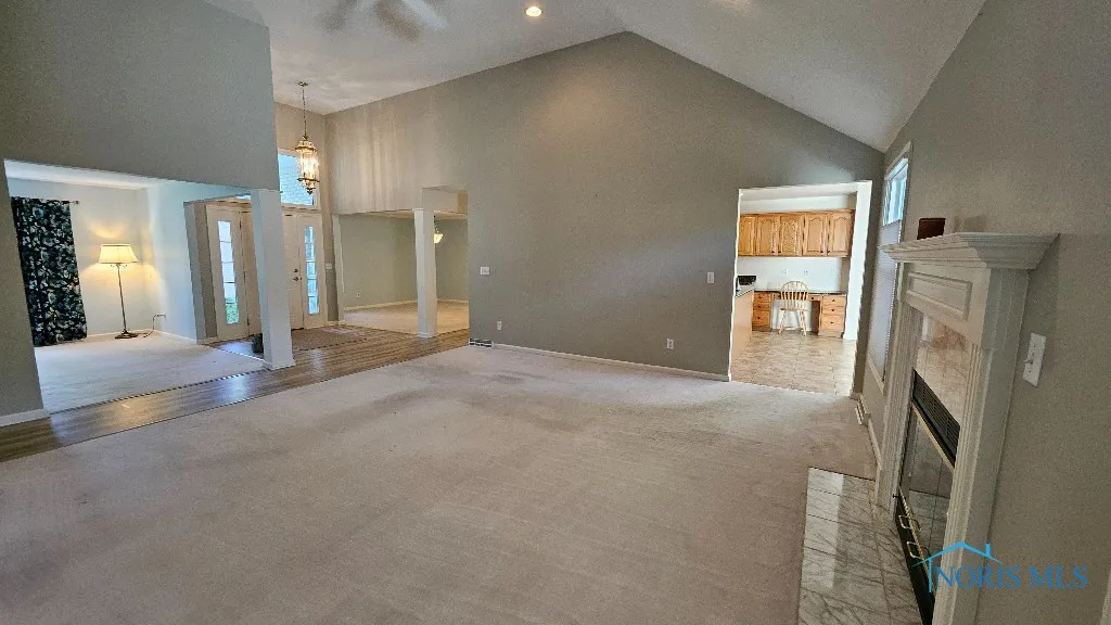 7238 Lilac Court, Holland, Ohio 43528, 4 Bedrooms Bedrooms, 8 Rooms Rooms,4 BathroomsBathrooms,Residential,For Sale,Lilac,6133714