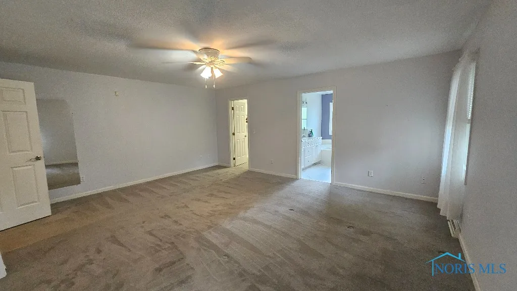 7238 Lilac Court, Holland, Ohio 43528, 4 Bedrooms Bedrooms, 8 Rooms Rooms,4 BathroomsBathrooms,Residential,For Sale,Lilac,6133714