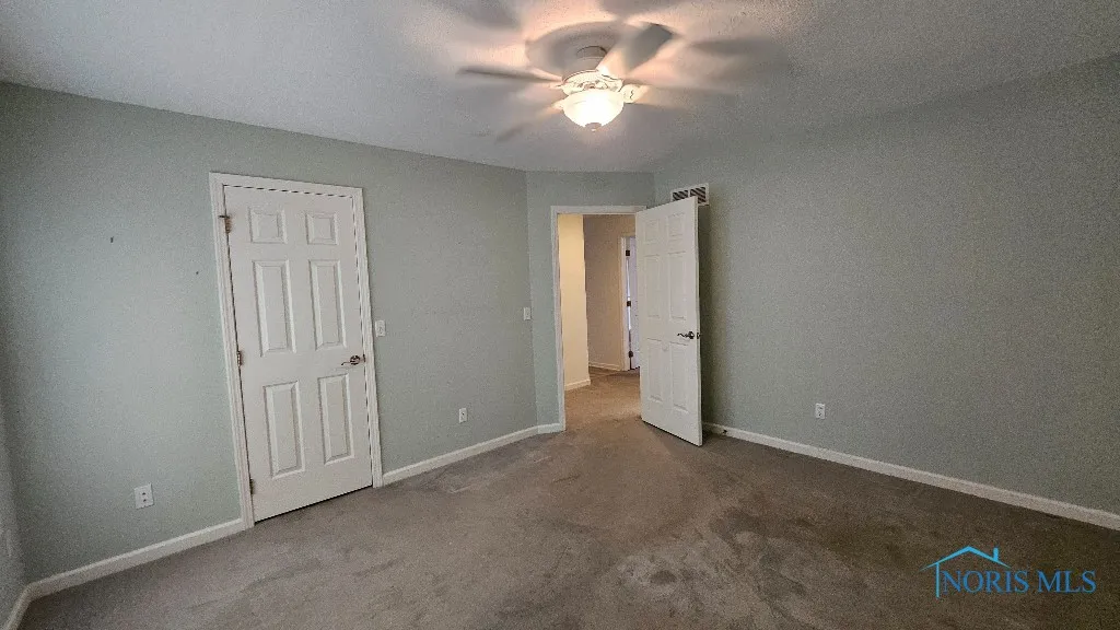 7238 Lilac Court, Holland, Ohio 43528, 4 Bedrooms Bedrooms, 8 Rooms Rooms,4 BathroomsBathrooms,Residential,For Sale,Lilac,6133714