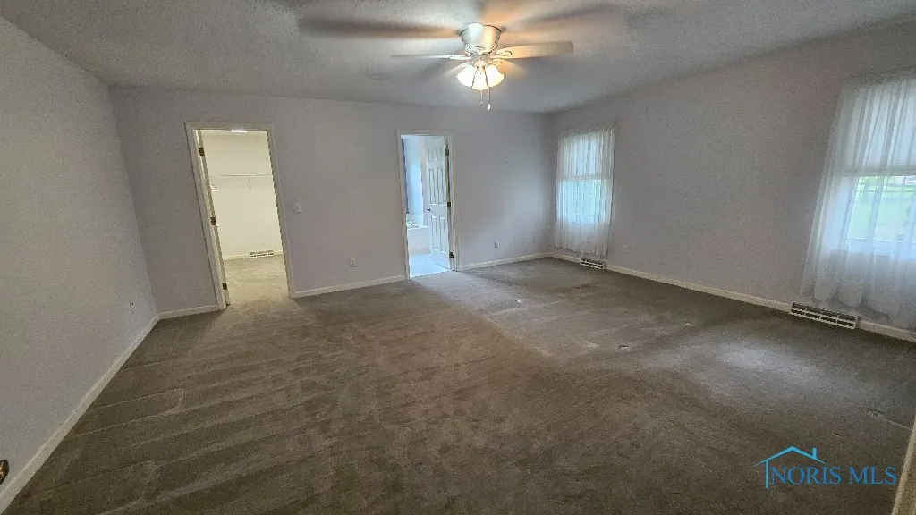 7238 Lilac Court, Holland, Ohio 43528, 4 Bedrooms Bedrooms, 8 Rooms Rooms,4 BathroomsBathrooms,Residential,For Sale,Lilac,6133714