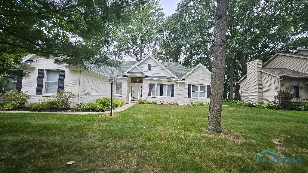 7238 Lilac Court, Holland, Ohio 43528, 4 Bedrooms Bedrooms, 8 Rooms Rooms,4 BathroomsBathrooms,Residential,For Sale,Lilac,6133714