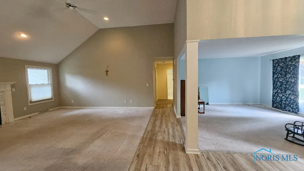 7238 Lilac Court, Holland, Ohio 43528, 4 Bedrooms Bedrooms, 8 Rooms Rooms,4 BathroomsBathrooms,Residential,For Sale,Lilac,6133714