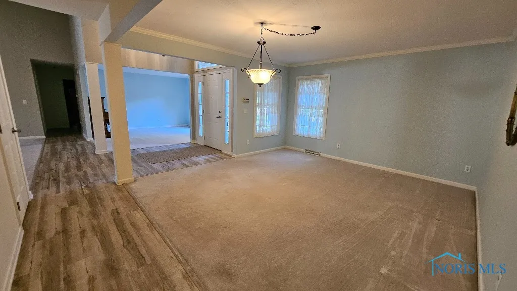 7238 Lilac Court, Holland, Ohio 43528, 4 Bedrooms Bedrooms, 8 Rooms Rooms,4 BathroomsBathrooms,Residential,For Sale,Lilac,6133714
