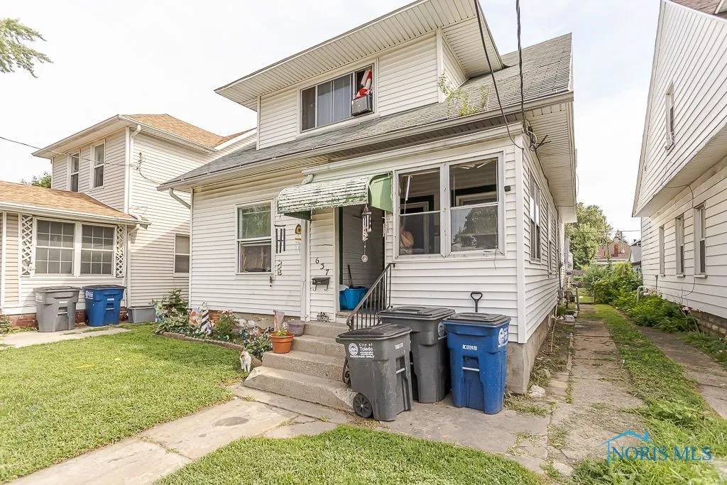 637 Milton Street, Toledo, Ohio 43605, 4 Bedrooms Bedrooms, 8 Rooms Rooms,2 BathroomsBathrooms,Residential,For Sale,Milton,6133733