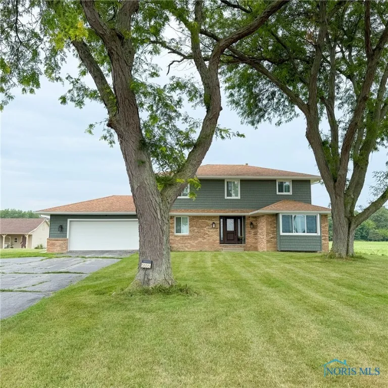 5555 Brown Road, Oregon, Ohio 43616, 4 Bedrooms Bedrooms, 10 Rooms Rooms,3 BathroomsBathrooms,Residential,For Sale,Brown,6133723