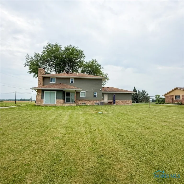 5555 Brown Road, Oregon, Ohio 43616, 4 Bedrooms Bedrooms, 10 Rooms Rooms,3 BathroomsBathrooms,Residential,For Sale,Brown,6133723