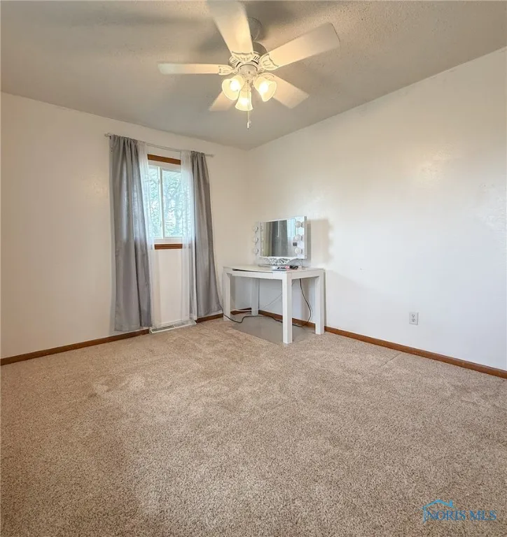 5555 Brown Road, Oregon, Ohio 43616, 4 Bedrooms Bedrooms, 10 Rooms Rooms,3 BathroomsBathrooms,Residential,For Sale,Brown,6133723