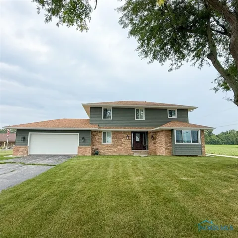 5555 Brown Road, Oregon, Ohio 43616, 4 Bedrooms Bedrooms, 10 Rooms Rooms,3 BathroomsBathrooms,Residential,For Sale,Brown,6133723