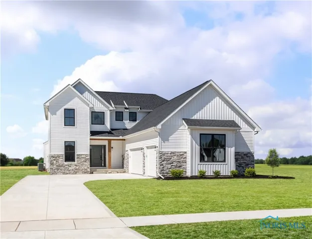 7858 Trestle Bend, Monclova, Ohio 43542, 4 Bedrooms Bedrooms, 10 Rooms Rooms,3 BathroomsBathrooms,Residential,For Sale,Trestle,6133758
