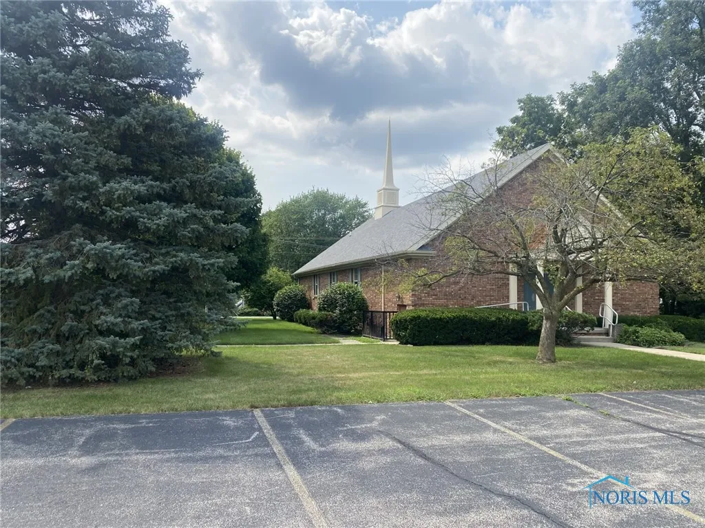605 Glenwood Road, Rossford, Ohio 43460, ,Commercial Sale,For Sale,Glenwood,6133768