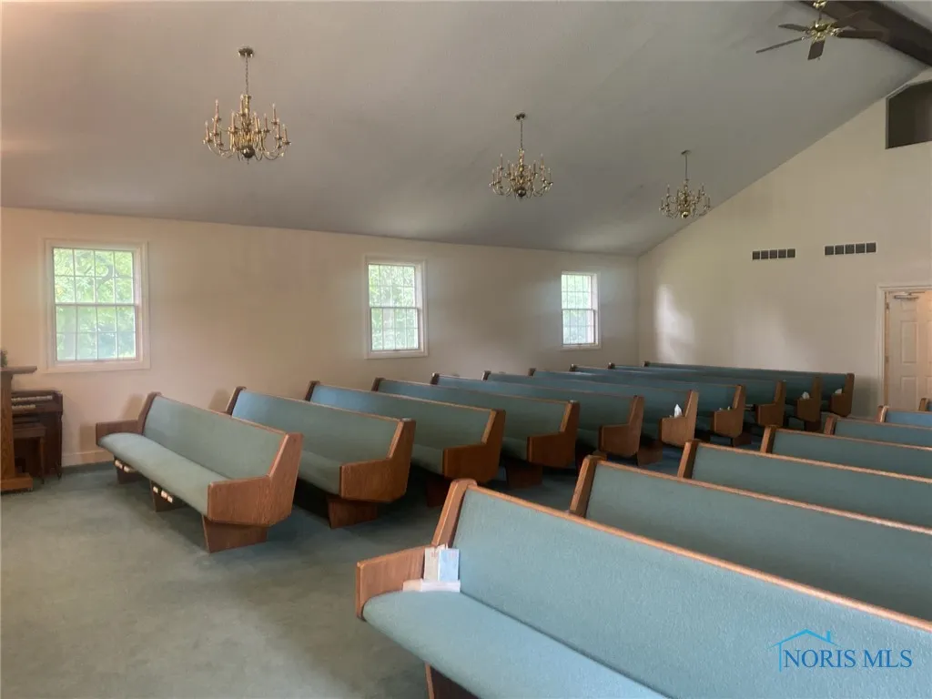605 Glenwood Road, Rossford, Ohio 43460, ,Commercial Sale,For Sale,Glenwood,6133768