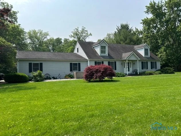 120 Moore Street, Pemberville, Ohio 43450, 3 Bedrooms Bedrooms, 8 Rooms Rooms,2 BathroomsBathrooms,Residential,For Sale,Moore,6133696
