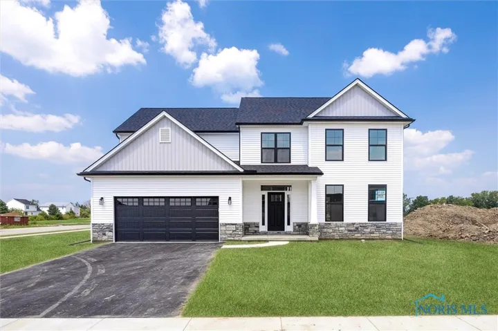 8824 Harlow Court, Sylvania, Ohio 43560, 4 Bedrooms Bedrooms, 9 Rooms Rooms,3 BathroomsBathrooms,Residential,For Sale,Harlow,6133766