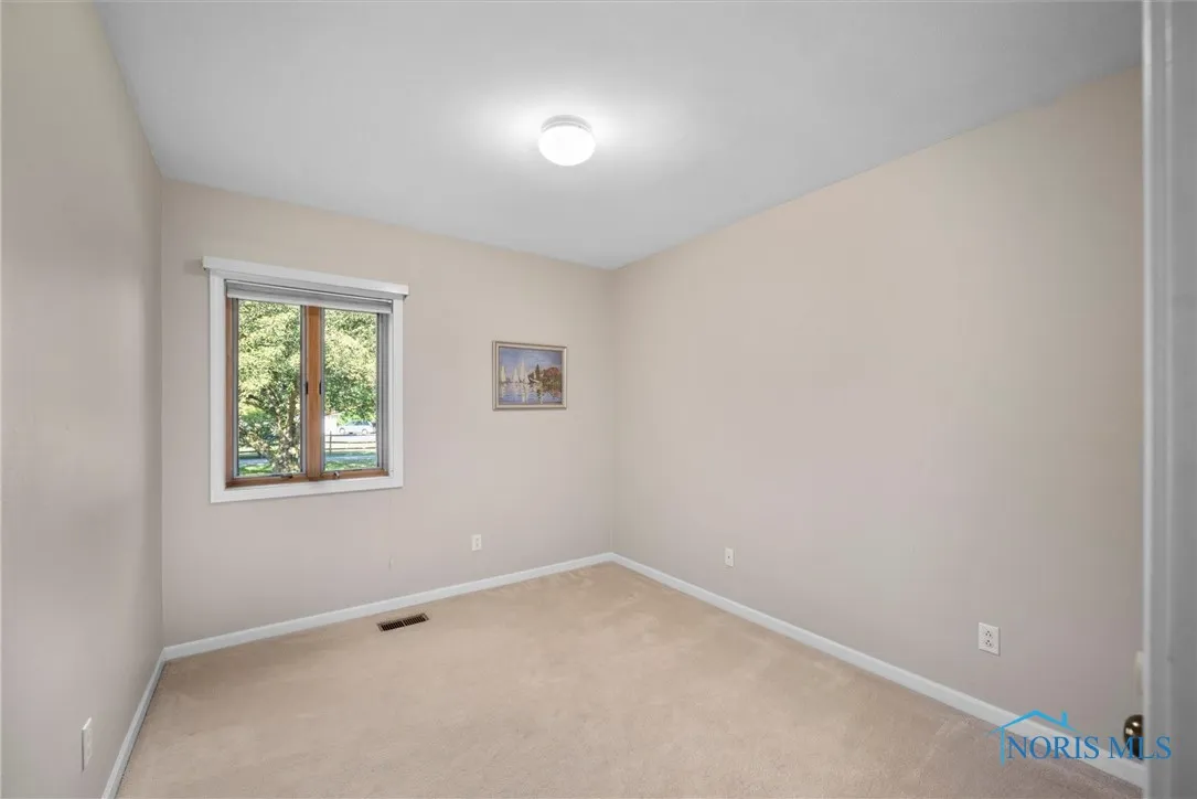 10717 Neapolis Waterville Road, Whitehouse, Ohio 43571, 4 Bedrooms Bedrooms, 12 Rooms Rooms,3 BathroomsBathrooms,Residential,For Sale,Neapolis Waterville,6133710