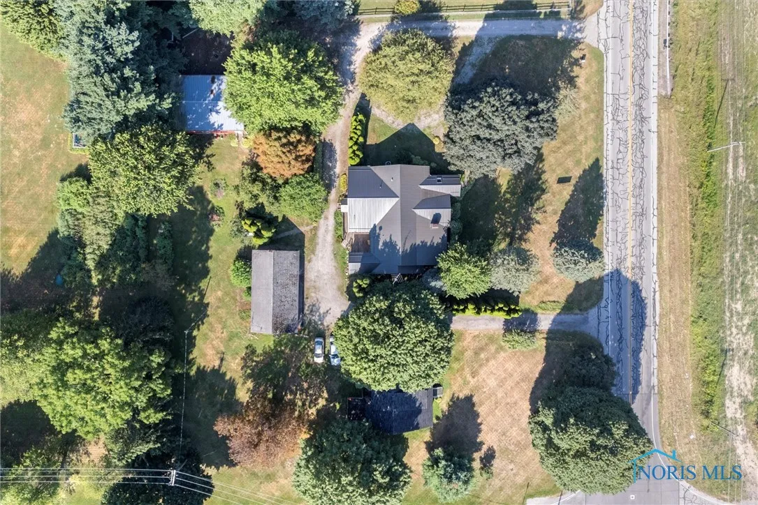 10717 Neapolis Waterville Road, Whitehouse, Ohio 43571, 4 Bedrooms Bedrooms, 12 Rooms Rooms,3 BathroomsBathrooms,Residential,For Sale,Neapolis Waterville,6133710