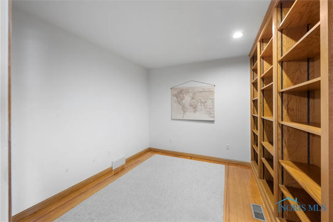 10717 Neapolis Waterville Road, Whitehouse, Ohio 43571, 4 Bedrooms Bedrooms, 12 Rooms Rooms,3 BathroomsBathrooms,Residential,For Sale,Neapolis Waterville,6133710