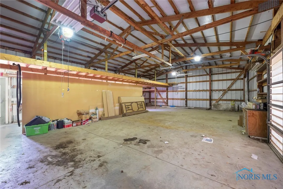 10717 Neapolis Waterville Road, Whitehouse, Ohio 43571, 4 Bedrooms Bedrooms, 12 Rooms Rooms,3 BathroomsBathrooms,Residential,For Sale,Neapolis Waterville,6133710
