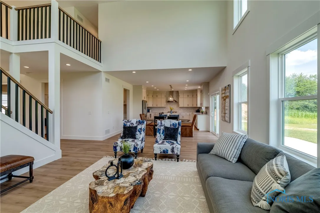 9414 Kimball Creek, Sylvania, Ohio 43560, 4 Bedrooms Bedrooms, 9 Rooms Rooms,4 BathroomsBathrooms,Residential,For Sale,Kimball Creek,6133726