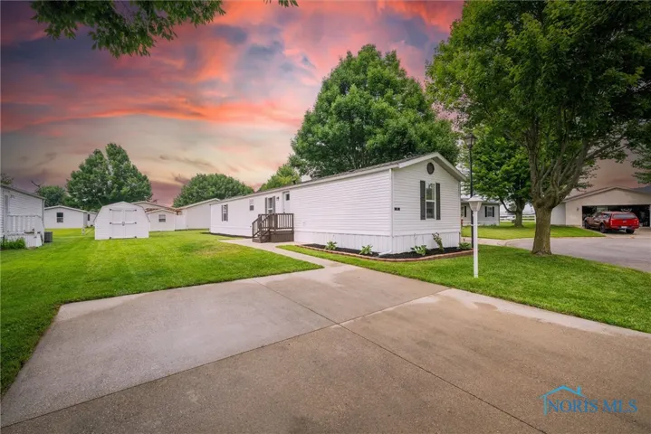 14900 County Road H Unit 8, Wauseon, Ohio 43567, 3 Bedrooms Bedrooms, 9 Rooms Rooms,2 BathroomsBathrooms,Residential,For Sale,County Road H Unit 8,6133917