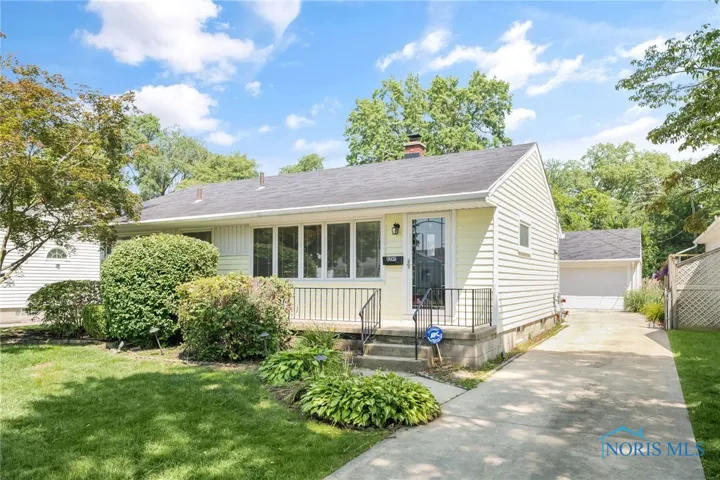 5248 Sandra Drive, Toledo, Ohio 43613, 3 Bedrooms Bedrooms, 7 Rooms Rooms,2 BathroomsBathrooms,Residential,For Sale,Sandra,6133856