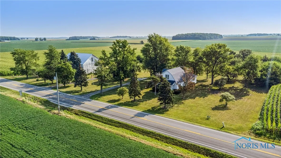 687 State Route 235, Mccomb, Ohio 45858, 3 Bedrooms Bedrooms, 6 Rooms Rooms,2 BathroomsBathrooms,Residential,For Sale,State Route 235,6134372