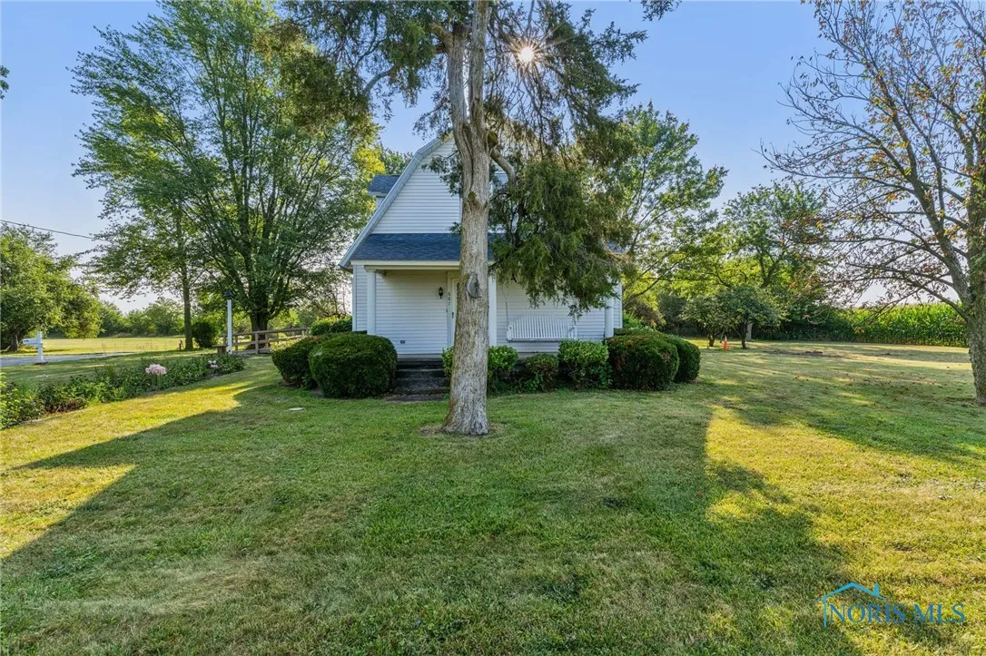 687 State Route 235, Mccomb, Ohio 45858, 3 Bedrooms Bedrooms, 6 Rooms Rooms,2 BathroomsBathrooms,Residential,For Sale,State Route 235,6134372
