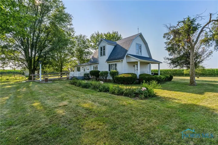 687 State Route 235, Mccomb, Ohio 45858, 3 Bedrooms Bedrooms, 6 Rooms Rooms,2 BathroomsBathrooms,Residential,For Sale,State Route 235,6134372