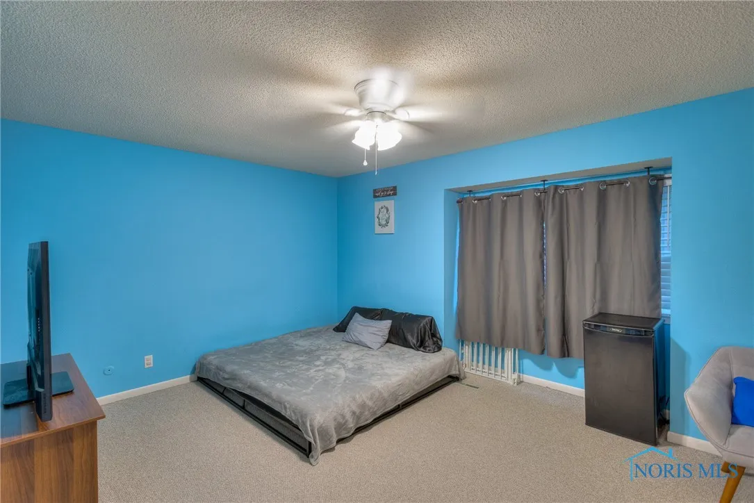 6965 Fenwyck Road, Maumee, Ohio 43537, 2 Bedrooms Bedrooms, 6 Rooms Rooms,3 BathroomsBathrooms,Residential,For Sale,Fenwyck,6134436