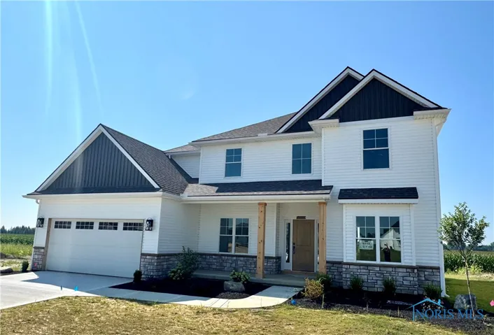 9849 Featherwood Lane, Sylvania, Ohio 43560, 4 Bedrooms Bedrooms, 9 Rooms Rooms,3 BathroomsBathrooms,Residential,For Sale,Featherwood,6134491