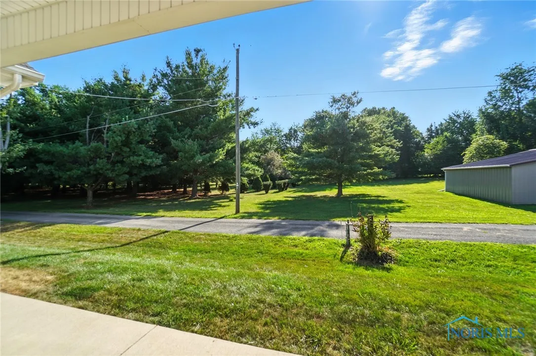 243 Thimbleberry Drive, Findlay, Ohio 45840, 3 Bedrooms Bedrooms, 7 Rooms Rooms,2 BathroomsBathrooms,Residential,For Sale,Thimbleberry,6134481