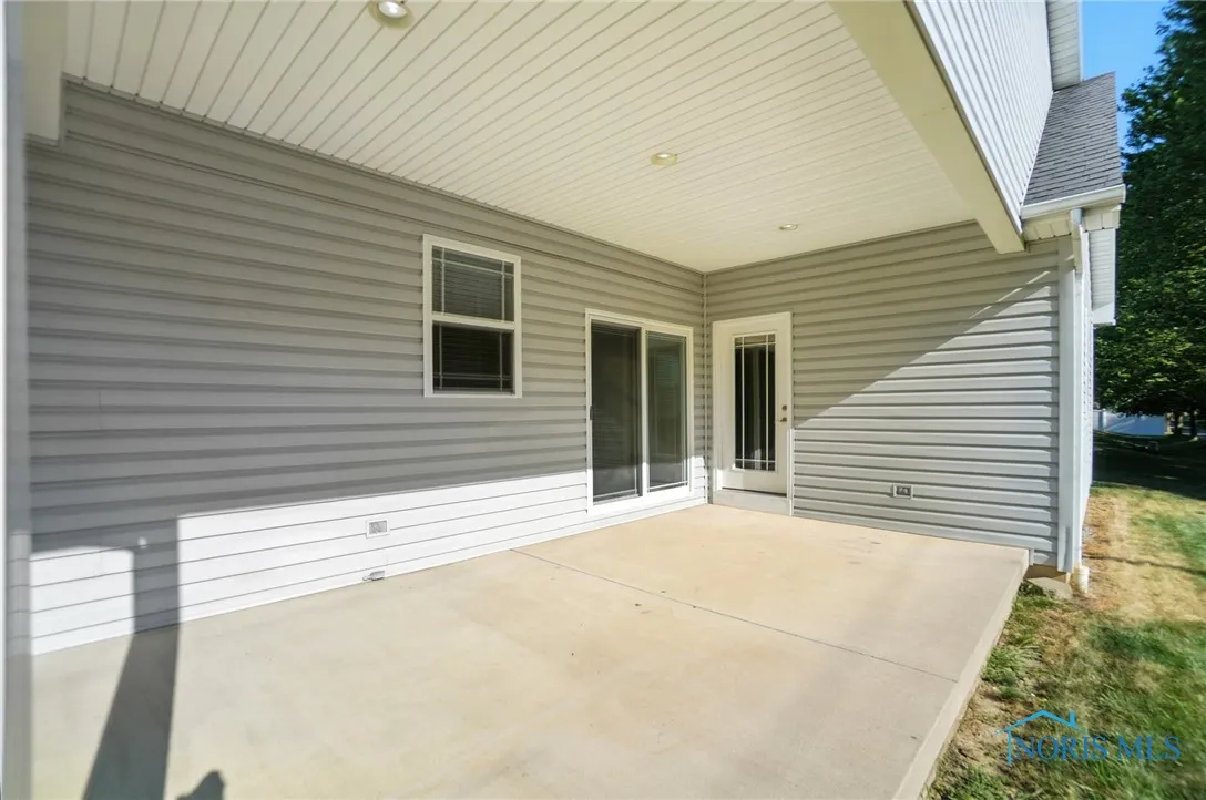 243 Thimbleberry Drive, Findlay, Ohio 45840, 3 Bedrooms Bedrooms, 7 Rooms Rooms,2 BathroomsBathrooms,Residential,For Sale,Thimbleberry,6134481