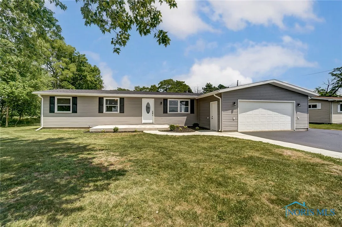 3361 County Road 220, Findlay, Ohio 45840, 4 Bedrooms Bedrooms, 7 Rooms Rooms,2 BathroomsBathrooms,Residential,For Sale,County Road 220,6134498