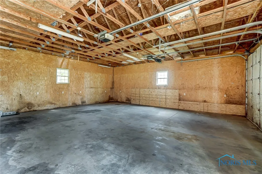 3361 County Road 220, Findlay, Ohio 45840, 4 Bedrooms Bedrooms, 7 Rooms Rooms,2 BathroomsBathrooms,Residential,For Sale,County Road 220,6134498