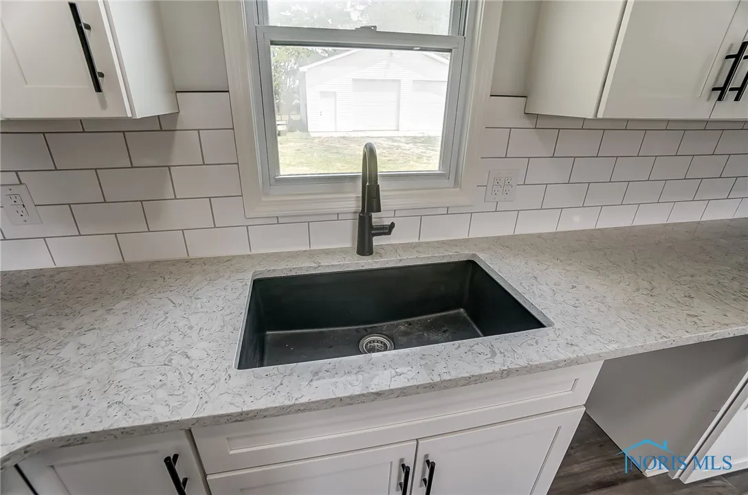 3361 County Road 220, Findlay, Ohio 45840, 4 Bedrooms Bedrooms, 7 Rooms Rooms,2 BathroomsBathrooms,Residential,For Sale,County Road 220,6134498