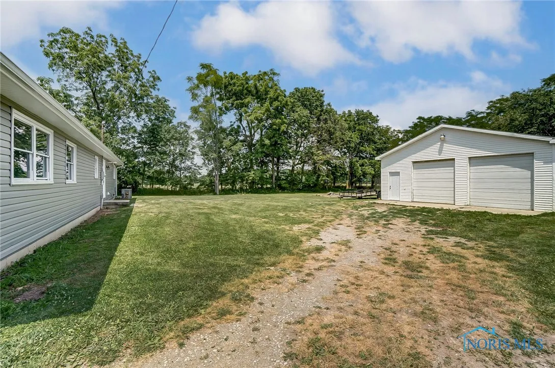 3361 County Road 220, Findlay, Ohio 45840, 4 Bedrooms Bedrooms, 7 Rooms Rooms,2 BathroomsBathrooms,Residential,For Sale,County Road 220,6134498
