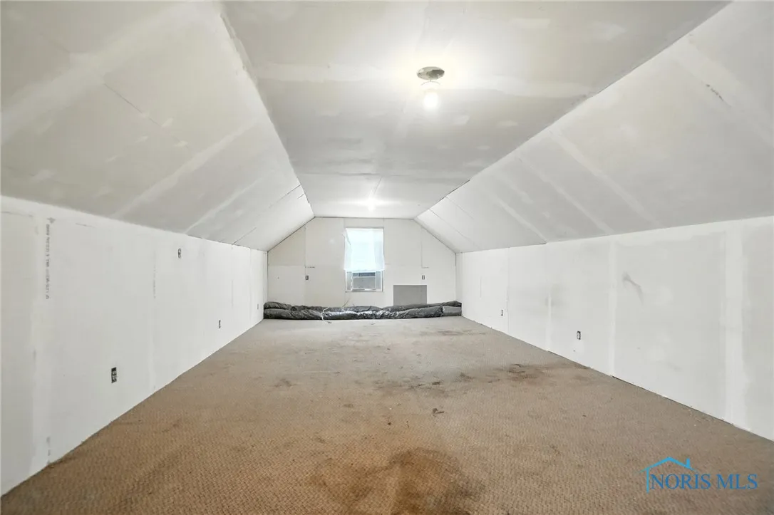 10601 County Road 9, Findlay, Ohio 45840, 3 Bedrooms Bedrooms, 7 Rooms Rooms,2 BathroomsBathrooms,Residential,For Sale,County Road 9,6134504