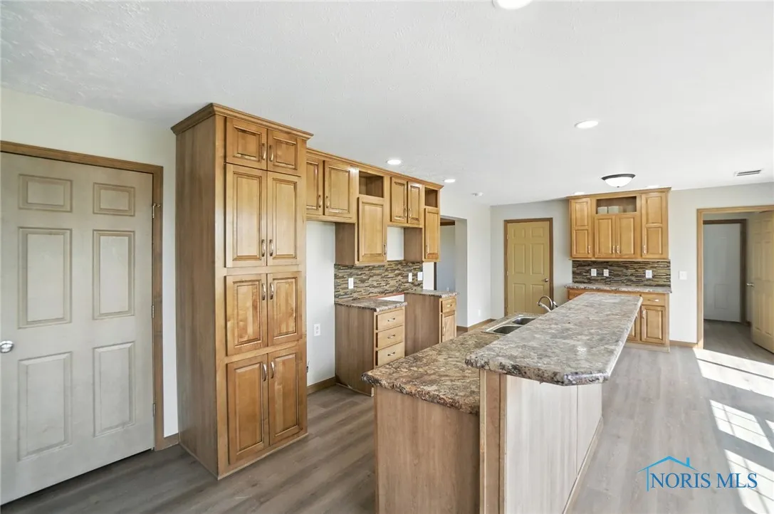 10601 County Road 9, Findlay, Ohio 45840, 3 Bedrooms Bedrooms, 7 Rooms Rooms,2 BathroomsBathrooms,Residential,For Sale,County Road 9,6134504