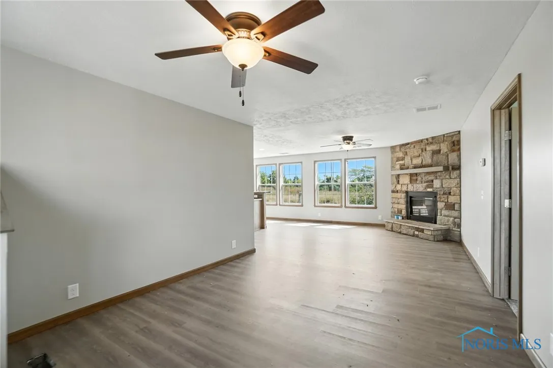 10601 County Road 9, Findlay, Ohio 45840, 3 Bedrooms Bedrooms, 7 Rooms Rooms,2 BathroomsBathrooms,Residential,For Sale,County Road 9,6134504